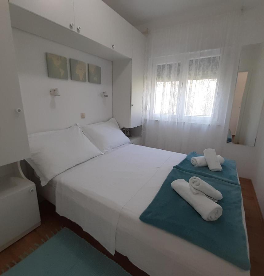 Apartman S Pogledom Ždrelac Esterno foto
