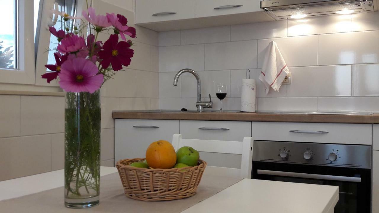 Apartman S Pogledom Ždrelac Esterno foto